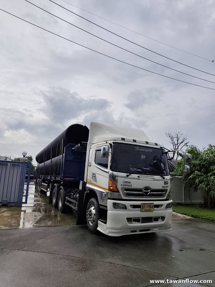 ส่งมอบและยกสินค้าลงถึงหน้างานโครงการ